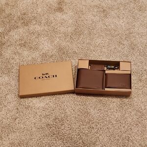 coach|compact id gift set|set of three
